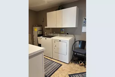 1142 Como Ave #N/A, Duluth, MN 55811 - Photo 10