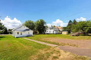 317 1st Ave, Two Harbors, MN 55616 - Photo 36