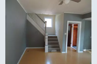 539 E 39th St, Hibbing, MN 55746 - Photo 12