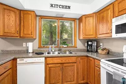 55 Billings Dr, Superior, WI 54880 - Photo 6