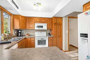 55 Billings Dr, Superior, WI 54880 - Photo 8