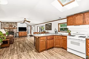 807 W Stowe St, Duluth, MN 55808 - Photo 18