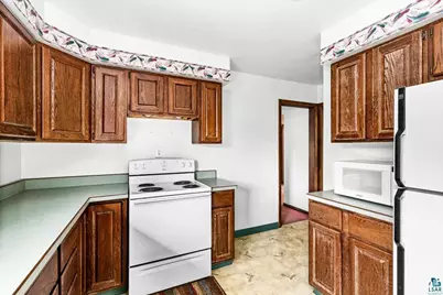 3424 Chambersburg Ave, Duluth, MN 55811 - Photo 10