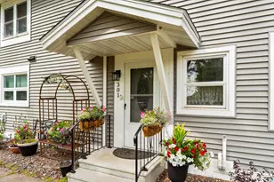 301 Kelly Creek, Duluth, MN 55811 - Photo 2