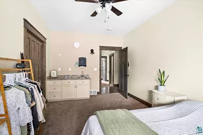 6364 Bergquist Rd, Duluth, MN 55804 - Photo 28