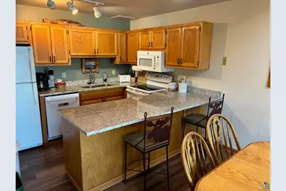 1618 Superior Shores #103, Two Harbors, MN 55616 - Photo 4