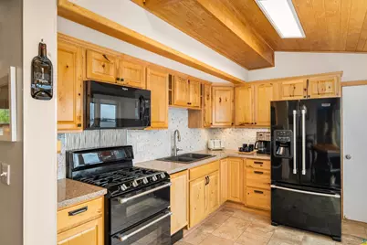 2733 Minnesota Ave, Duluth, MN 55802 - Photo 10