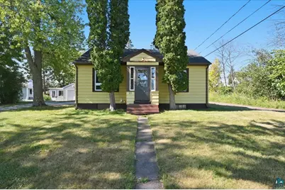 11 S 51st Ave E, Duluth, MN 55804 - Photo 1