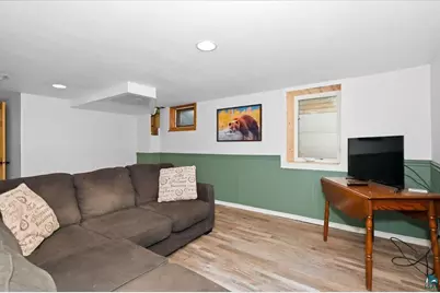 915 N 40th Ave E, Duluth, MN 55804 - Photo 14