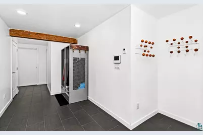 4627 Norwood St, Duluth, MN 55804 - Photo 62