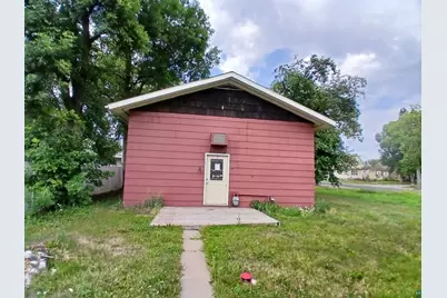 1408 S 11th St, Virginia, MN 55792 - Photo 4