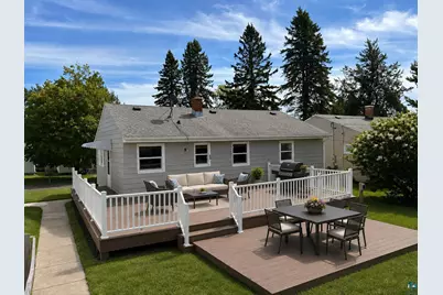 2227 W 22nd St, Duluth, MN 55811 - Photo 2
