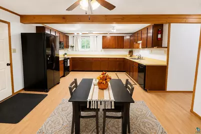 529 S 65th Ave W, Duluth, MN 55807 - Photo 4