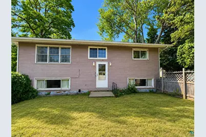529 S 65th Ave W, Duluth, MN 55807 - Photo 1
