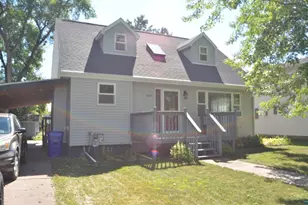 808 6th St, Moose Lake, MN 55767 - Photo 1