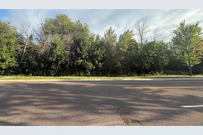 56Xx E Superior St, Duluth, MN 55804 - Photo 2