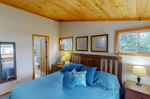 303 S Shore Dr, Grand Marais, MN 55604 - Photo 14