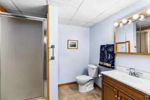 102 E Gary St, Duluth, MN 55808 - Photo 40