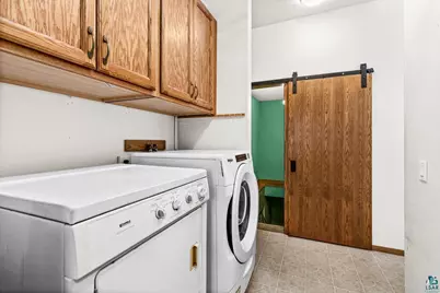 102 E Gary St, Duluth, MN 55808 - Photo 10
