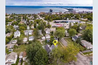 604 E 11th St, Duluth, MN 55805 - Photo 48