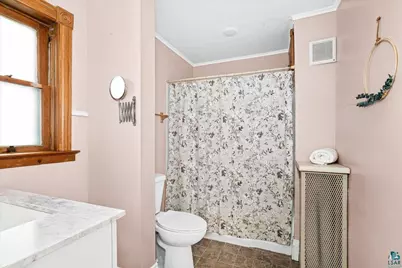 604 E 11th St, Duluth, MN 55805 - Photo 18