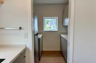 6301 Sherburne St, Duluth, MN 55807 - Photo 8