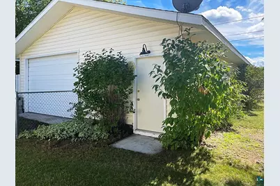 32 Astor Rd, Babbitt, MN 55706 - Photo 4