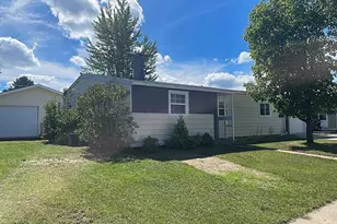 32 Astor Rd, Babbitt, MN 55706 - Photo 2