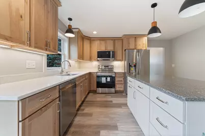 3321 Baxter Ave #3321, Superior, WI 54880 - Photo 6