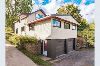 1502 E Skyline Pkwy, Duluth, MN 55805 - Photo 2