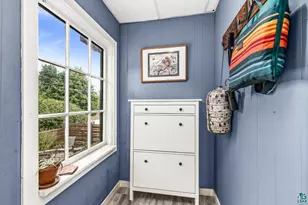 1502 E Skyline Pkwy, Duluth, MN 55805 - Photo 4