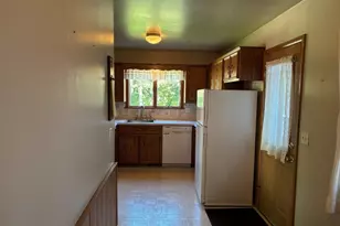 408 S 7th Ave E, Ely, MN 55731 - Photo 10