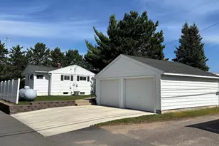 408 S 7th Ave E, Ely, MN 55731 - Photo 4