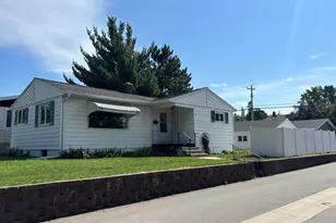 408 S 7th Ave E, Ely, MN 55731 - Photo 1