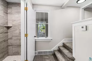 202 W Austin St, Duluth, MN 55803 - Photo 18