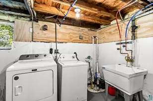 202 W Austin St, Duluth, MN 55803 - Photo 30