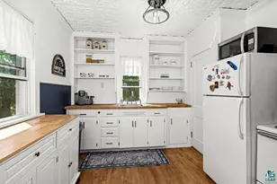 5606 Highland St, Duluth, MN 55807 - Photo 8
