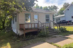 413 N 80th Ave W, Duluth, MN 55807 - Photo 1