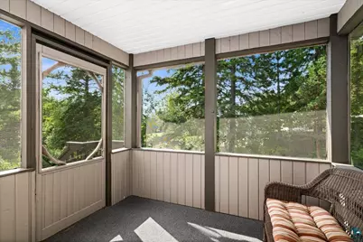 5247 Greenwood Rd, Duluth, MN 55804 - Photo 36