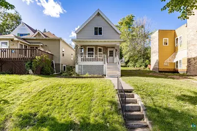 2407 W 6th St, Duluth, MN 55806 - Photo 2