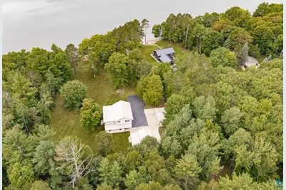 2000 Lakeview Dr, Carlton, MN 55718 - Photo 2
