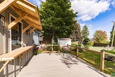 6002 Tioga St, Duluth, MN 55804 - Photo 8