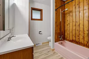 9913 E Lind Rd, Angora, MN 55703 - Photo 26