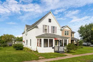1805 Garfield Ave, Superior, WI 54880 - Photo 1