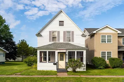 1805 Garfield Ave, Superior, WI 54880 - Photo 2