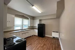 104 11th Ave W, Ashland, WI 54806 - Photo 2