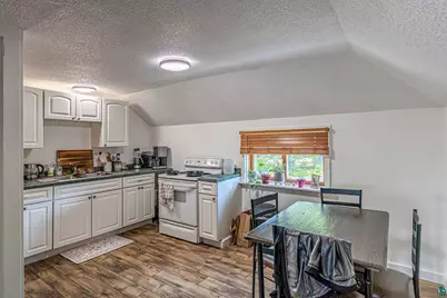 218 N 1st Ave, Ely, MN 55731 - Photo 16