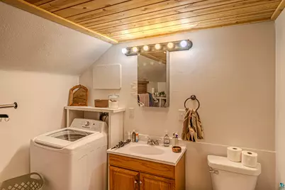 218 N 1st Ave, Ely, MN 55731 - Photo 8