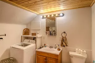 218 N 1st Ave, Ely, MN 55731 - Photo 8