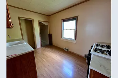 117 W Virginia Ave, Gilbert, MN 55741 - Photo 12
